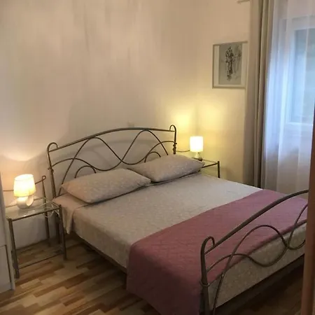 Apartments Salona Trogir Exterior photo