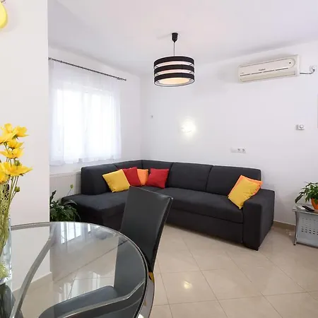 Apartments Salona Trogir Exterior photo