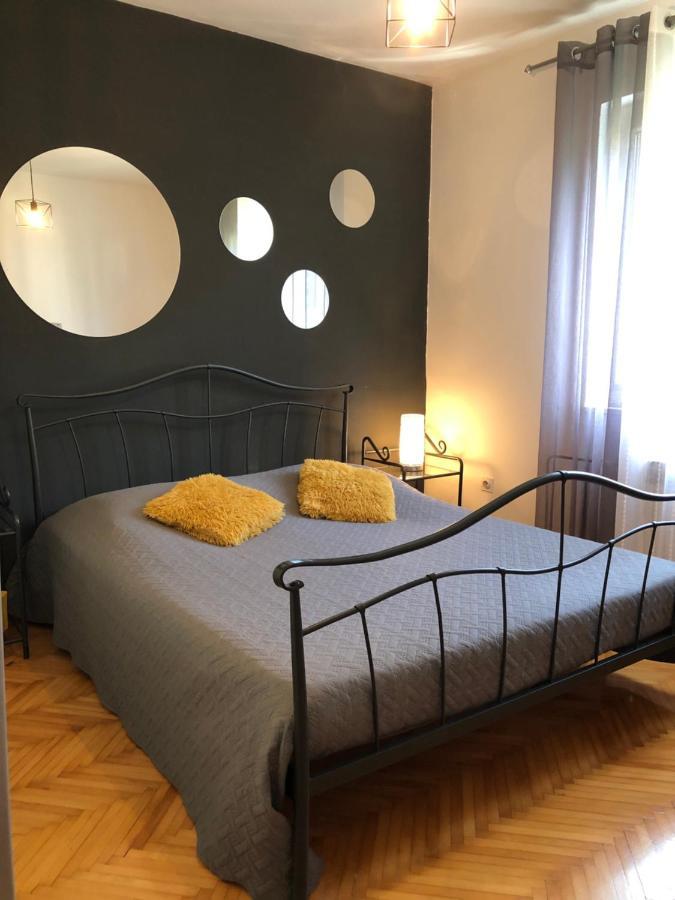 Salona Apartmán *