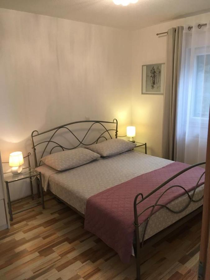 Salona Apartmán *